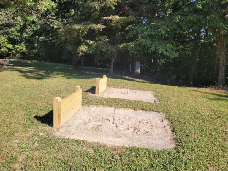 Horseshoe pits